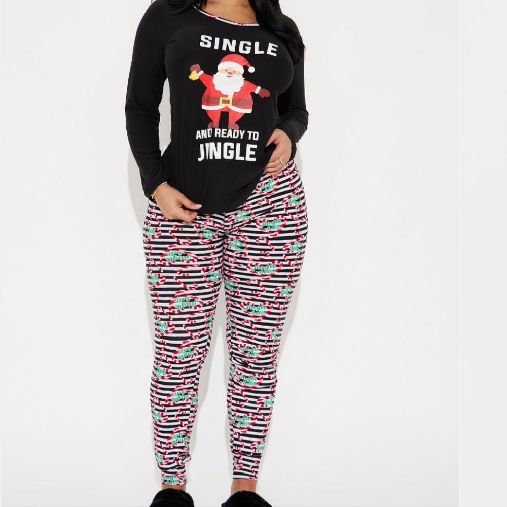 NEW Single Ready To Jingle Santa Pajama Set
